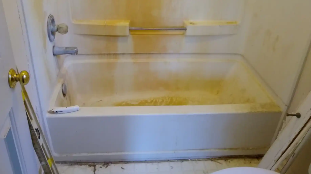 5 Ways To Clean A Fiberglass Tub That Has Yellowed Clean Crisp Air