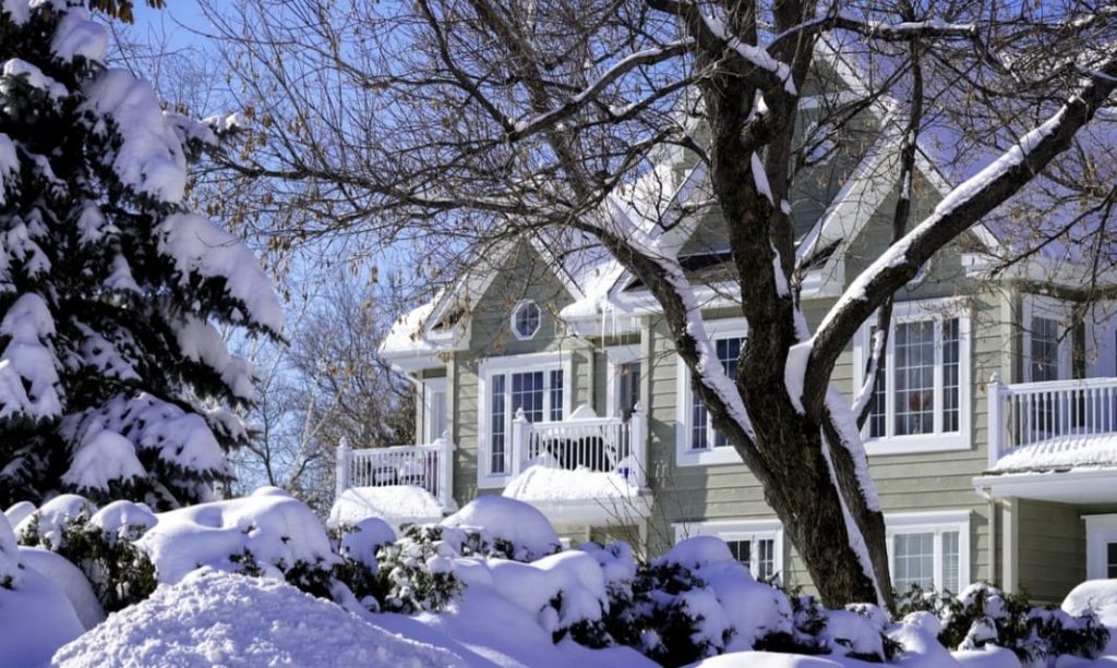 What is a reasonable temperature for a house in winter? - Clean Crisp Air